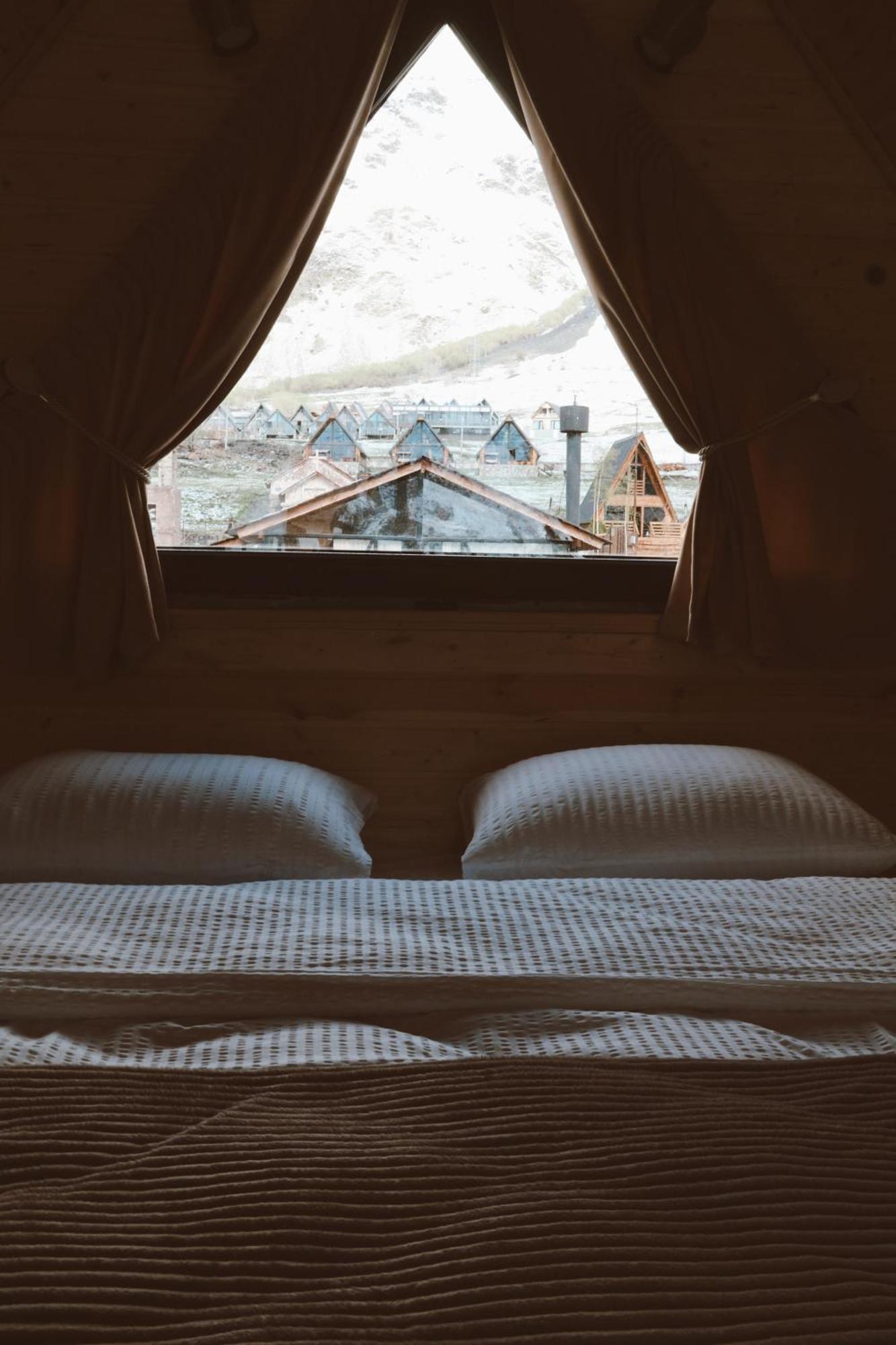 Outdoor Cottages Kazbegi Екстер'єр фото